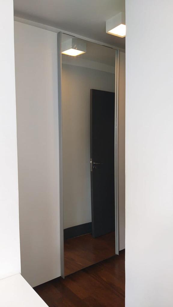 291819